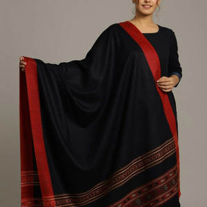 Wholesale Manufactured High Quality New Fashion <b>Women</b> <b>Shawls</b> / Casual Wear Lightweight <b>Women</b> Wool <b>Shawls</b> - Product Image 3