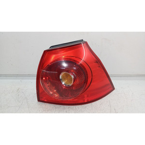 LUZ TRASERA DERECHA VOLKSWAGEN Golf 5 Sedán 1K6945096AA BKC (03>08) - Product Image 1