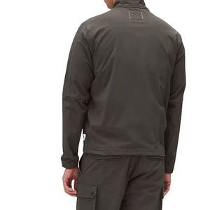 Veste d'échauffement légère pour la course à pied, l'entraînement et la salle de sport - Product Image 3