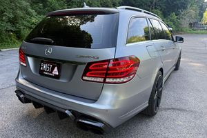 Mercedes-Benz E63 S AMG Wagon 2014 Usado en Excelentes Condiciones - Product Image 5