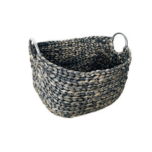 Cesta de Almacenamiento Ecológica de Jacinto de Agua Natural, Material de Ratán Negro con Asas, Hecha en Vietnam, Bao Minh D1696 - Product Image 1