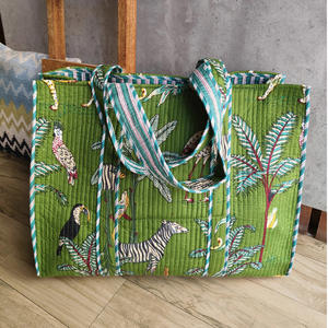 Sac fourre-tout matelassé en coton pour femmes, sacs fourre-tout en coton patchwork, sac fourre-tout matelassé en coton imprimé floral - Product Image 6