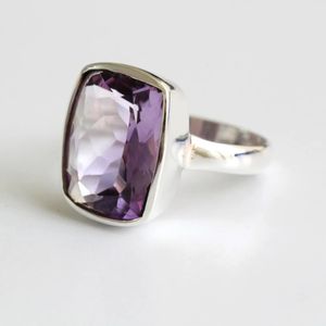 Anillo rectangular clásico de Plata de Ley 925 con piedra preciosa de amatista para Aniversario de compromiso de boda o regalo de fiesta - Product Image 1