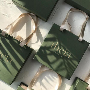 Boîte à bijoux en papier noir de luxe avec poignée Boîte d'emballage de bijoux en papier noir de luxe avec logo personnalisé pour bracelet pendentif - Product Image 6