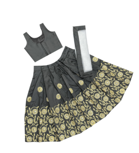 Ensemble Lehenga et Choli sans manches noir brodé Shoryam Fashion pour petites filles – Tenue ethnique élégante indienne pour fêtes - Product Image 1