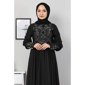 Vestido de Noche de Lujo con Detalles de Encaje, Tirantes Finos de Satén, Estilo Imperio, Largo hasta el Suelo, con Lentejuelas, Disponible en Talla XS - Product Image 2