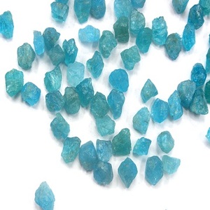 Qualité impressionnante 50 pièces apatite bleu néon pierres précieuses en vrac 6-8 MM marteau brut coupe pierre naturelle non traitée pour la motivation - Product Image 4