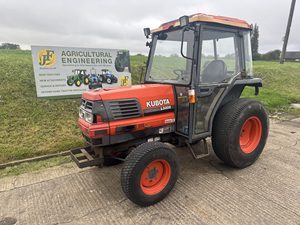 MEJOR PRECIO Tractor Kubota L330 Potente y Compacto para Agricultura Moderna - Product Image 2