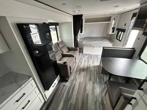 Nouveau 2026 Jayco Jay F-l-i-g-h-t S-l-x 225MLS - Product Image 6