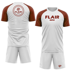 ชุดยูนิฟอร์มฟุตบอลคุณภาพดีที่สุด ออกแบบเองได้ ระบายอากาศได้ดี สวมใส่สบาย สำหรับผู้ใหญ่ ผู้เล่นชาย  แบบสั้น ตัดเย็บอัตโนมัติ บริการ OEM - Product Image 4