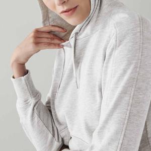 Sudaderas con capucha de manga larga informales personalizadas para mujer de alta calidad, sudaderas cómodas y transpirables para sudaderas con capucha de colores sólidos para mujer - Product Image 3