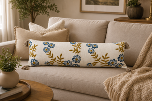 Funda de Cojín Lumbar de Algodón Bordada con Margaritas Azules Estilo Boho Botánico, Funda de Almohada Larga Artesanal con Borlas en las Esquinas para Ropa de Cama - Product Image 4