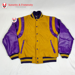 Veste universitaire brodée Omega Psi Fraternity pour hommes |   Veste universitaire en laine brodée avec manches en cuir pour fraternité - Product Image 6