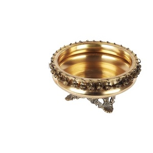 Urli ทำจากทองเหลืองอินเดียหรูหราอุปกรณ์ตกแต่งทำด้วยมือคุณภาพสูงสำหรับงานแต่งงาน - Product Image 4