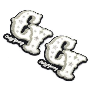 Écusson de broderie en chenille personnalisé Écusson thermocollant de qualité supérieure pour vêtements en plastique PVC en forme d'alphabet Service OEM disponible - Product Image 3