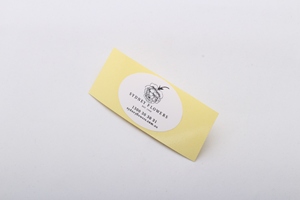 Autocollants en papier adhésif découpés à la forme personnalisés et brillants pour les flacons de cosmétiques, les pots, les étiquettes d'huiles essentielles et de lotions - Résistants à l'eau, promotion - Product Image 5