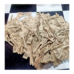 Juego de regalo de cocina con cuchara de madera del proveedor de Vietnam 99 DATOS dorados para hogares y empresas de alimentos - Product Image 3