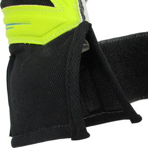 Gants de gardien de but en cuir professionnels à impression personnalisée pour le football en extérieur, vente en gros, design respirant et antidérapant - Product Image 5