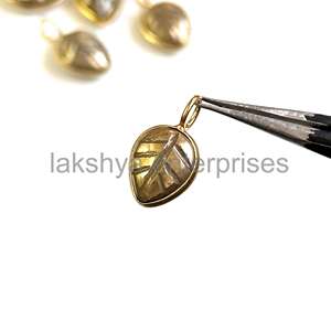 Pierre de Pyrite Naturelle Sculpture de Feuille en Argent Sterling 925 Charms 10x8mm Or Vermeil Lunette Sculptée Pendentif en Pierre Précieuse - Product Image 4