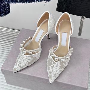 รองเท้าส้นเตี้ยสีขาวสำหรับเจ้าสาว ดีไซน์หรูหรา สวมใส่สบาย สายรัดเส้นเดียว สวมง่าย ระบายอากาศได้ดี ประดับโบว์ตาข่ายสีขาว - Product Image 3