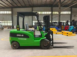 Montacargas Eléctrico Pequeño de 1.5 a 5 Toneladas con Altura de Elevación de 3 Metros en Venta en el Reino Unido - Product Image 3