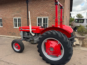 รถแทรกเตอร์ Massey Ferguson MF 130 ราคาถูก รถแทรกเตอร์ดีเซลสำหรับการเกษตร  พร้อมอุปกรณ์ 3 จุด  ขาย - Product Image 4