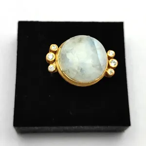 Коктейльное кольцо Размер США 9,5 Радужный Лунный Камень Круглый Кабошон 925 сплошное серебряное матовое покрытие перманентное позолоченное 9,02 Gms большое кольцо