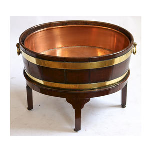 Support de seau à glace en or et en bois fait à la main et de haute qualité à la Offre Spéciale - Product Image 2