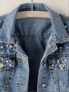 Veste en jean pour femme OEM avec rivets, couleur unie, décontractée, tendance automne-printemps - Product Image 3
