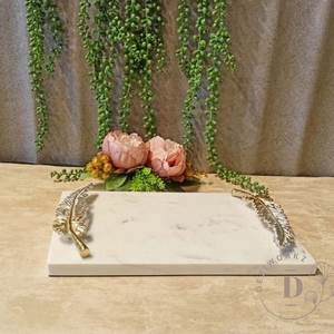 Plateau décoratif 2022 avec poignée en feuille d'or Plateau en marbre - Product Image 6