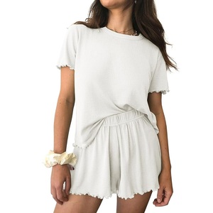 Camiseta pesada de nuevo estilo, conjunto informal de talla grande para mujer, pantalones cortos de manga corta, conjunto de dos piezas, proveedor de exportación del proveedor BD - Product Image 2