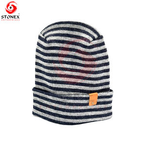Fabricant de bonnets de couleur personnalisée logo personnalisé bonnet unisexe chaud hiver bonnet en tricot pour hommes et femmes - Product Image 1