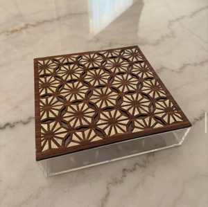 กล่องของขวัญทำจากอะคริลิคคุณภาพสูงพร้อมไม้ถูพื้นแบบทำด้วยมือเหมาะสำหรับใส่ขนมหวานออกเดทและลูกอมของขวัญแต่งงาน - Product Image 2