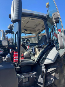 รถไถเดินตาม Fendt 936 VARIO ขับเคลื่อน 4 ล้อ 265 แรงม้า เครื่องยนต์ Deutz ระบบเกียร์พร้อมกระปุกเกียร์และปั๊ม ชิ้นส่วนหลัก ประสิทธิภาพการทำงานสูง - Product Image 4