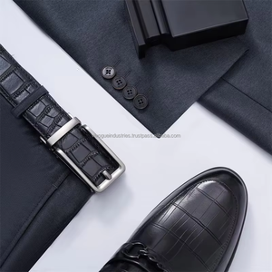 Ceintures personnalisées les plus vendues, ceinture en cuir de veau gaufré crocodile haut de gamme avec boucle à ardillon en laiton doré mat - Product Image 5