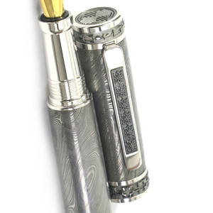 Bolígrafo Profesional de Acero de Damasco con Cuerpo de Acero Duradero para Oficina, Escuela y Escritura Diaria, Elegante Bolígrafo de Acero de Damasco - Product Image 6
