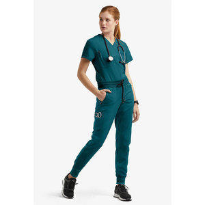 Uniformes hospitaliers pour femmes Taille et couleur personnalisées Ensembles d'uniformes en polyester et spandex Vêtements de travail Uniforme de jogging athlétique - Product Image 1