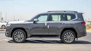 Meilleure Offre LandCruiser LC300 VXR 2025 3.3L V6 Diesel Bi-Turbo Toutes Options 4x4 - Product Image 2