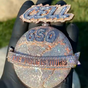 Colgante Hip Hop de Plata de Ley con Moissanita de 30 Quilates Chapado en Oro Personalizado, CELL 650, El Mundo Es Tuyo, Joyería de Lujo Completamente Engastada - Product Image 4