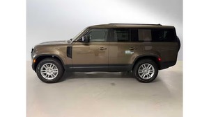 Land Rover Defender 130 P400 S 2025, Seminuevo en Excelentes Condiciones - Product Image 5