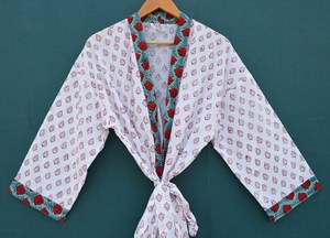 Vintage Unisex Kantha Chaqueta de algodón acolchado con estilo de invierno Kimono Robe Vestidos casuales hechos a mano-Venta al por mayor Ropa acolchada de algodón - Product Image 2