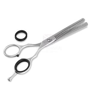 Ciseaux de coiffure professionnels de qualité supérieure pour salon de beauté, lames en acier inoxydable à finition mate, réutilisables, 32 dents - Product Image 3