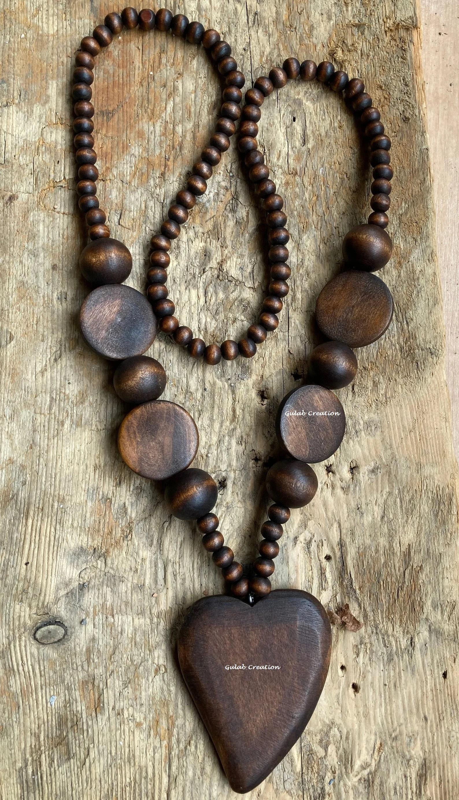 สีน้ำตาล