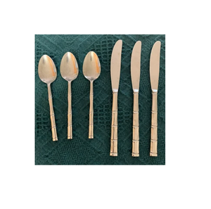 Couverts en acier inoxydable avec manche en bois Cadeaux Boîte d'emballage noire Couverts Ensemble de couverts personnalisés Meilleure vente Vente - Product Image 4