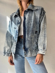 Chaqueta vaquera vintage desgastada con lavado ácido para mujer, ropa de abrigo informal ajustada, transpirable y versátil para todas las estaciones - Product Image 4