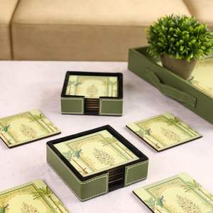 Elegante juego de posavasos de madera con acabado liso, ideal para comedores, cafeterías, oficinas y para regalar. - Product Image 1