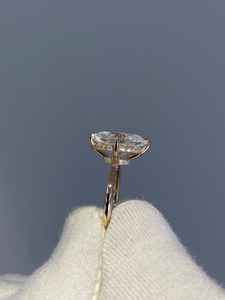 แหวนแต่งงานเงินแท้ชุบโรเดียมประดับเพชรโมอิสซาไนต์ธรรมชาติ ดีไซน์สั่งทำพิเศษ ของขวัญงานหมั้นสุดหรูสำหรับงานปาร์ตี้ - Product Image 5