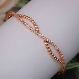 Bracelet manchette torsadé en acier inoxydable plaqué or pour femme avec pierre en zircone cubique, alliage de haute qualité, mode de fête - Product Image 2