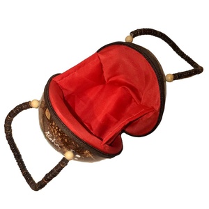 Bolso de coco hecho a mano de alta calidad, bolsa de cáscara de coco, Aloha hawaiana con cremallera y delineador pintado con Floral - Product Image 6