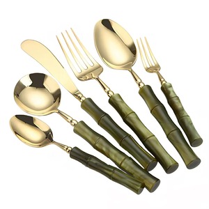 Ensemble En Acier Inoxydable De 4 Couverts Couverts Cuillère Couteau Fourchette Avec Poignées Plaines Utilisé Dans La Cuisine De Table Meilleurs Prix - Product Image 2